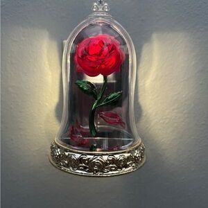 Disney Princess Belle Enchanted Rose Wallflower Nightlight Plug n Bath Body work